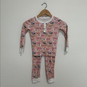 Roller Rabbit for Maisonette Girls Christmas pjs‎ Size 6